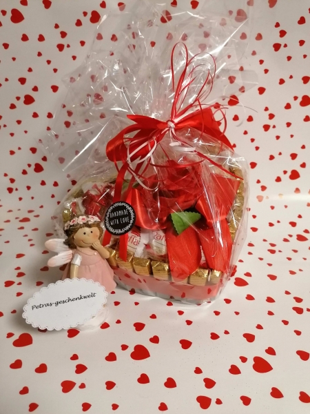 Pralinen Herz Torte für Verliebte